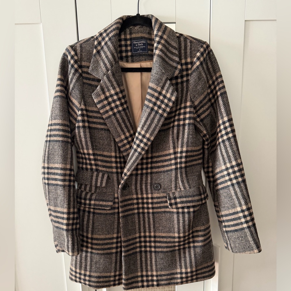 Abercrombie & Fitch Black and Tan Plaid Blazer